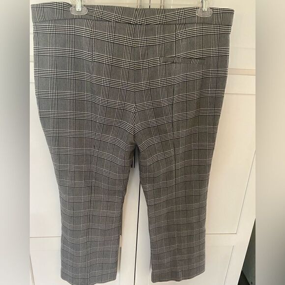 Zara Woman size 12 Black White Stretch Plaid Cropped Pants Work Business Attire - Picture 5 of 13